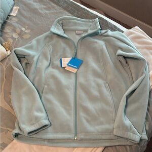 NWT Columbia Zip Fleece Jacket with zip pockets